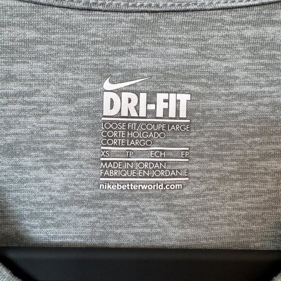 Nike Size Extra Small (XS) Women's Nike Dri-FIT Athletic Tank Top Heather Gray S - Picture 3 of 3